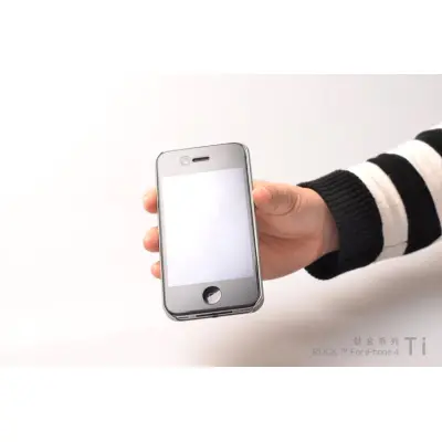 Rock Titanium skal till Apple iPhone 4 (Silver) + HD Skärmskydd