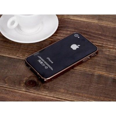 LOVE MEI 0,7mm Thin Aluminum Metal Bumper till Apple iPhone 4S/4 (Brun)