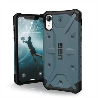 UAG Pathfinder Case (iPhone Xr) - Svart