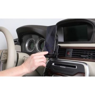 Brodit Qi trådlös aktiv hållare med cigg-kontakt 718191