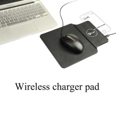 Musmatta med inbyggd Qi-laddare